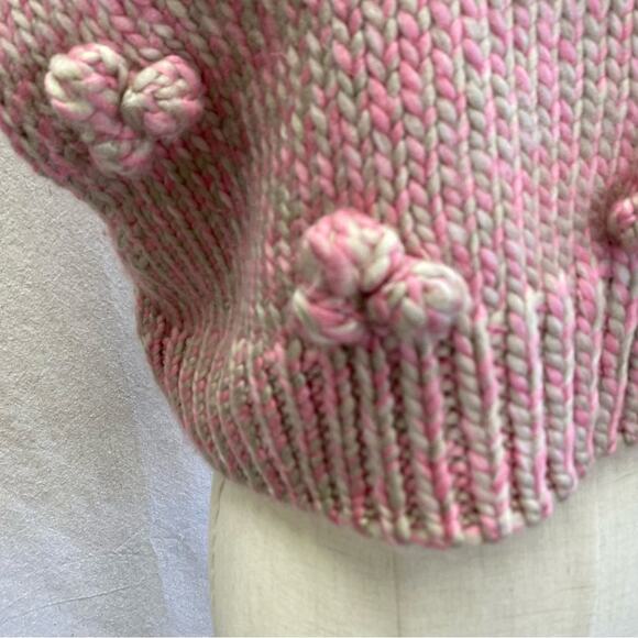 Urban Outfitters pink/tan mock neck boxy sleeveless pom pom  sweater NWT Small - Picture 3 of 14